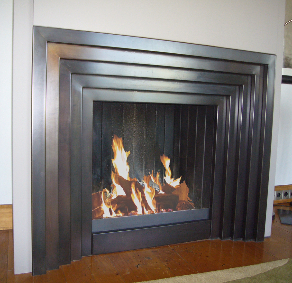 Art Deco fireplace / cheminée Art Déco BLOCH DESIGN Archinect