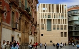 Murcia City Hall, Moneo and Pienza, perhaps?