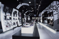 Steve Madden Flagship Store