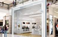 Bare Minerals Concept Store