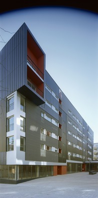 “Volpelleres” Mixed use building 