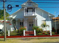 VICTORIAN HOUSE 