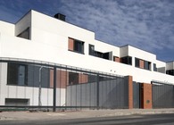 31 houses with patio