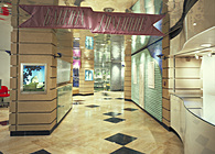 Omni Hotel Shopping Arcade & Lobby.