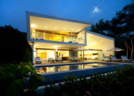 The White House of Playa Hermosa