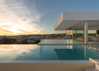 Villa Escarpa by The Oakridge Partnership Ltd