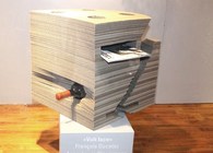 Volt Face Table