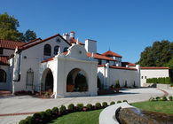 Douglaston Manor