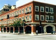 4th and Broadway, Santa Monica