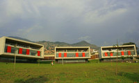  'Social architecture' ... León de Greiff Biblioteca La Ladera, designed by Giancarlo Mazzanti, Medellín
