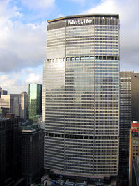 MetLife Building via Wikimedia Commons