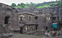 Kailasanatha from her lofty parapet