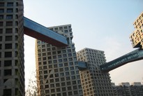 Linked "High-Bridge"