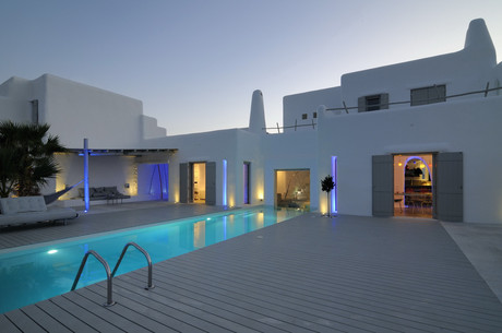 Summer house in Paros cyclades greece ... design by Logodotis – Art to fit