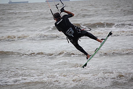kitesurfingggggggggggggggggggggg