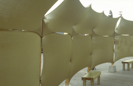 With its fabric louvers tilted toward the western sky, the canopy is designed to provide shade for the specific date and time. - 