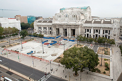 Milan's Central Station, the depot is beneath