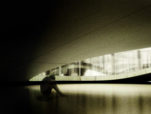 ROLEX LEARNING CENTER - Desperate