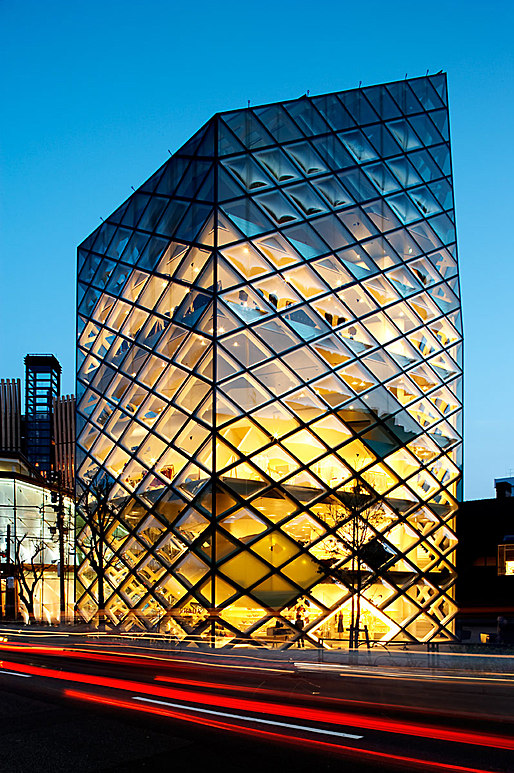 Prada store by Herzog and De Meuron, Omotosando, Tokyo.