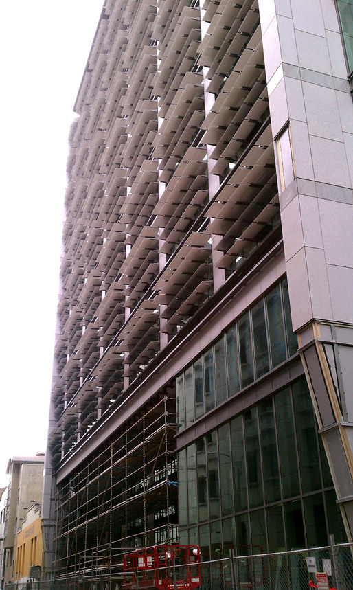 Rear of 525 Golden Gate at South East corner looking West (Photo: Nam Henderson)