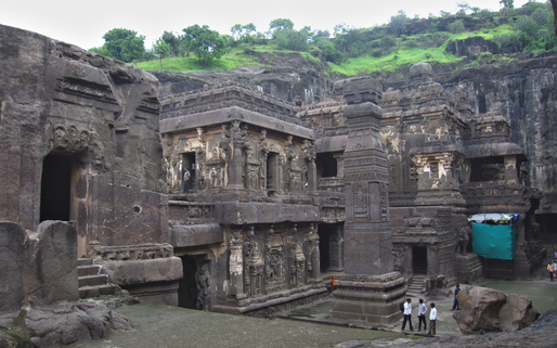 Kailasanatha from her lofty parapet