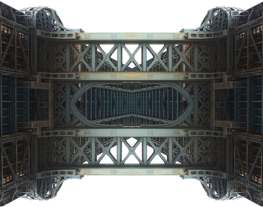 Upside Town Bridge (Manhattan bridge, Brooklyn 2010) © Simon Gardiner