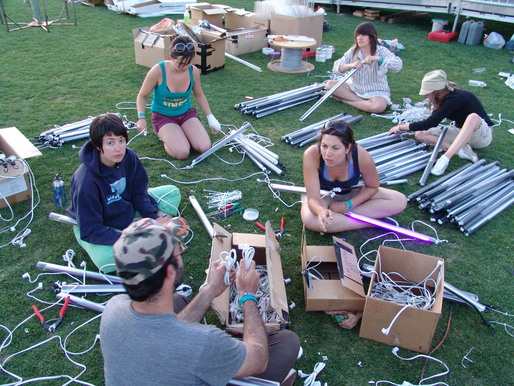 Assembly of the Elastic Plastic Sponge