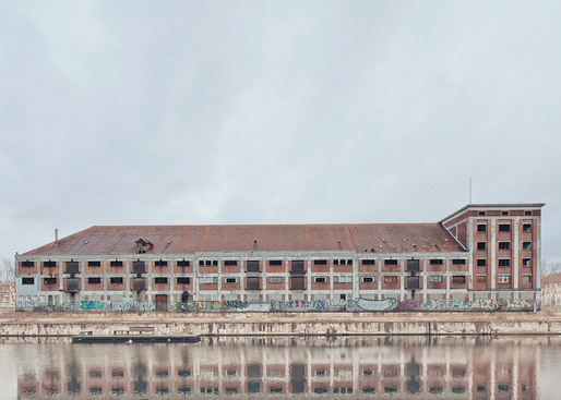 Strasbourg, Abandonned Building © Franck Bohbot