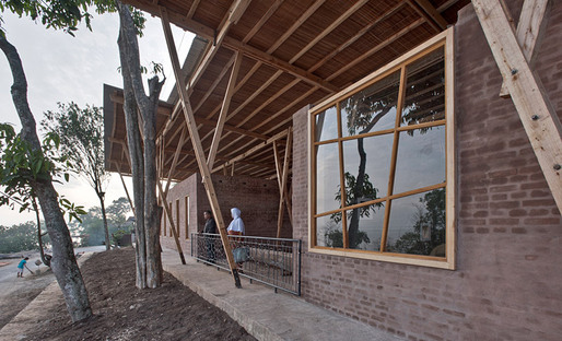 Front facade (Photo: Pasi Aalto / pasiaalto.com)