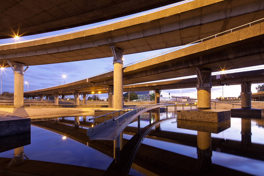 Art project and water storage, designer: Observatorium, 2011, Rotterdam © Ossip van Duivenbode