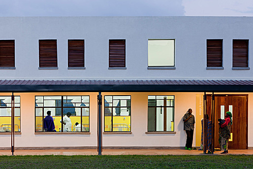 View of the pediatric ward. (Photo: Iwan Baan)