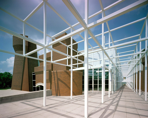 Peter Eisenman, Wexner Center for the Arts, The Ohio State University