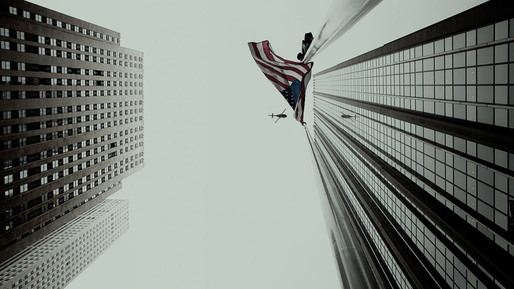 Dodge this! (6th Avenue, New York 2010) © Simon Gardiner