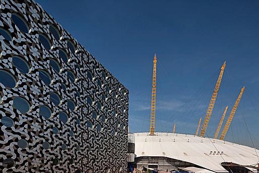 The new Ravensbourne building in London by Foreign Office Architects (Photo: Morley von Sternburg)