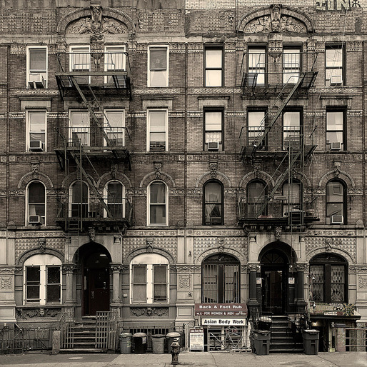 Physical Graffiti (96-98 St. Marks Place, New York 2010) © Simon Gardiner