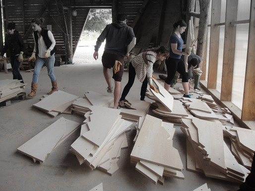 Construction process of the Fallen Star / DLAB Phase02 (Photo: Architectural Association)