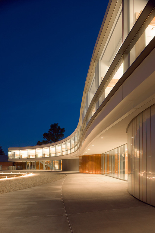 Bard College - The Gabrielle H. Reem And Herbert J. Kayden Center For Science and Computation, Architect: Rafael Viñoly Architects, P.C. © Brad Feinknopf