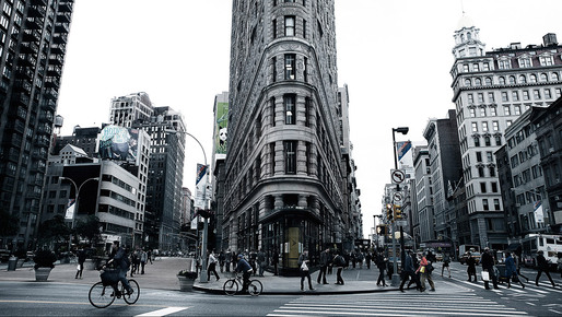 Ironside NY Blue (The Flatiron building, New York 2010) © Simon Gardiner