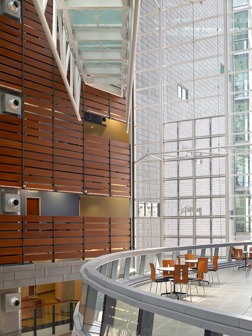 The Crawley C.A.R.E. Medical Sciences Building at the University of Cincinnati, Architect: Studios Architecture © Brad Feinknopf