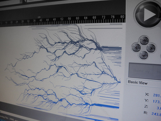 Laser cutting process / fluid formation within voronoi system (Photo: Architectural Association)