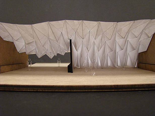 Testig the sturcture, a dynamic model of the dam's folding system.