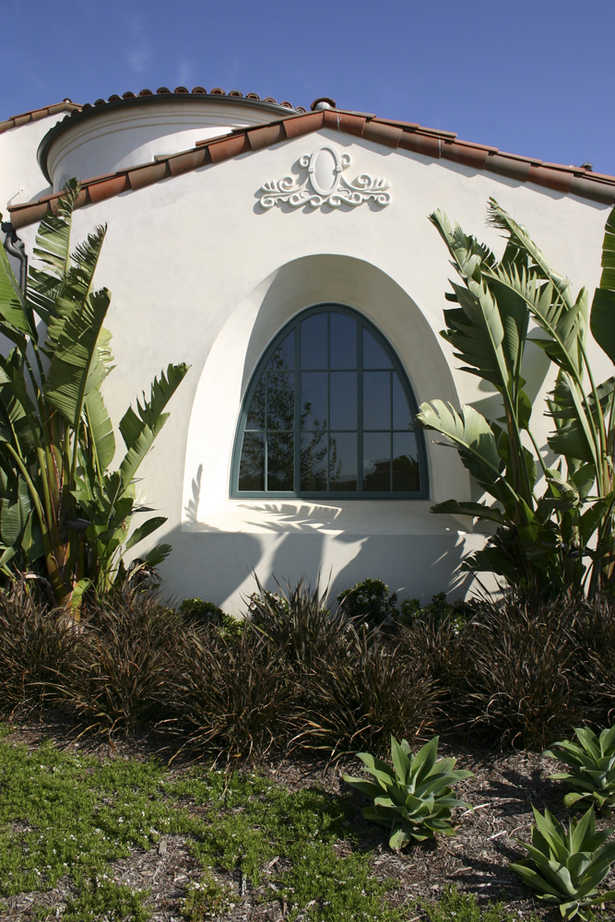 Catenary Arched Window