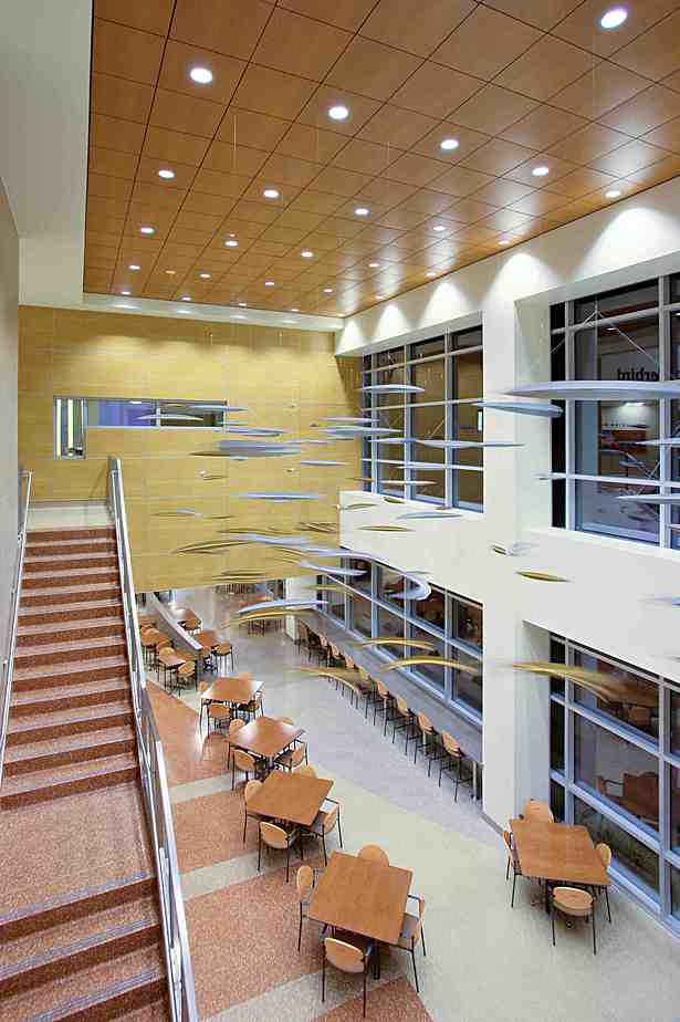 Entry atrium overlooking dining area
