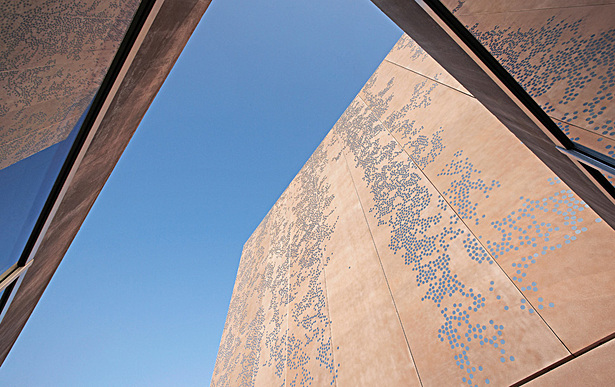The facade from the inside