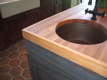 kitchen island detail
