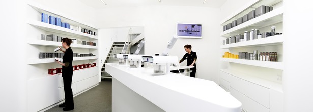 Ground Floor reception desk 