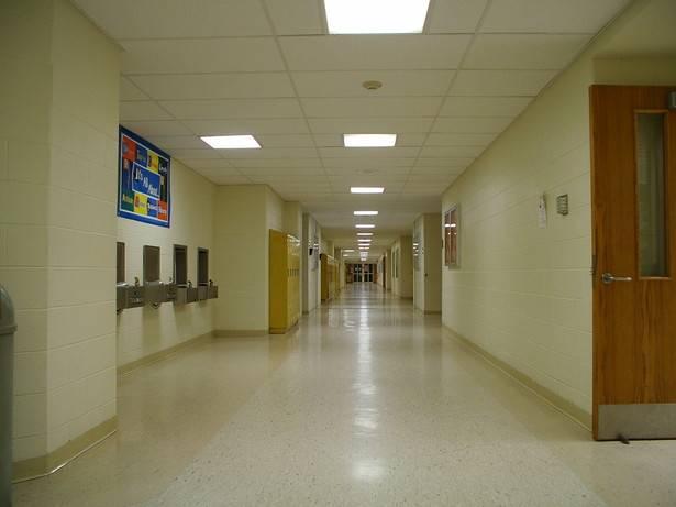 INTERIOR VIEW OF TYPICAL CORRIDOR