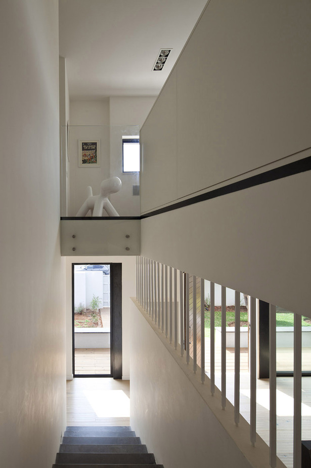 Interior View | Level 02 |