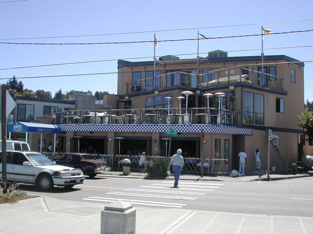 Mixed use restaurant and dwelling