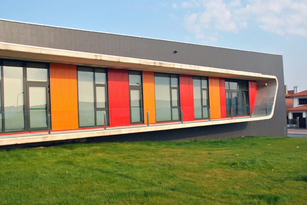 Dance School Oleiros.(A Coruña, Spain) NAOS ARCHITECTURE